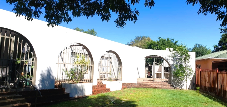 3 Bedroom Property for Sale in Koffiefontein Free State